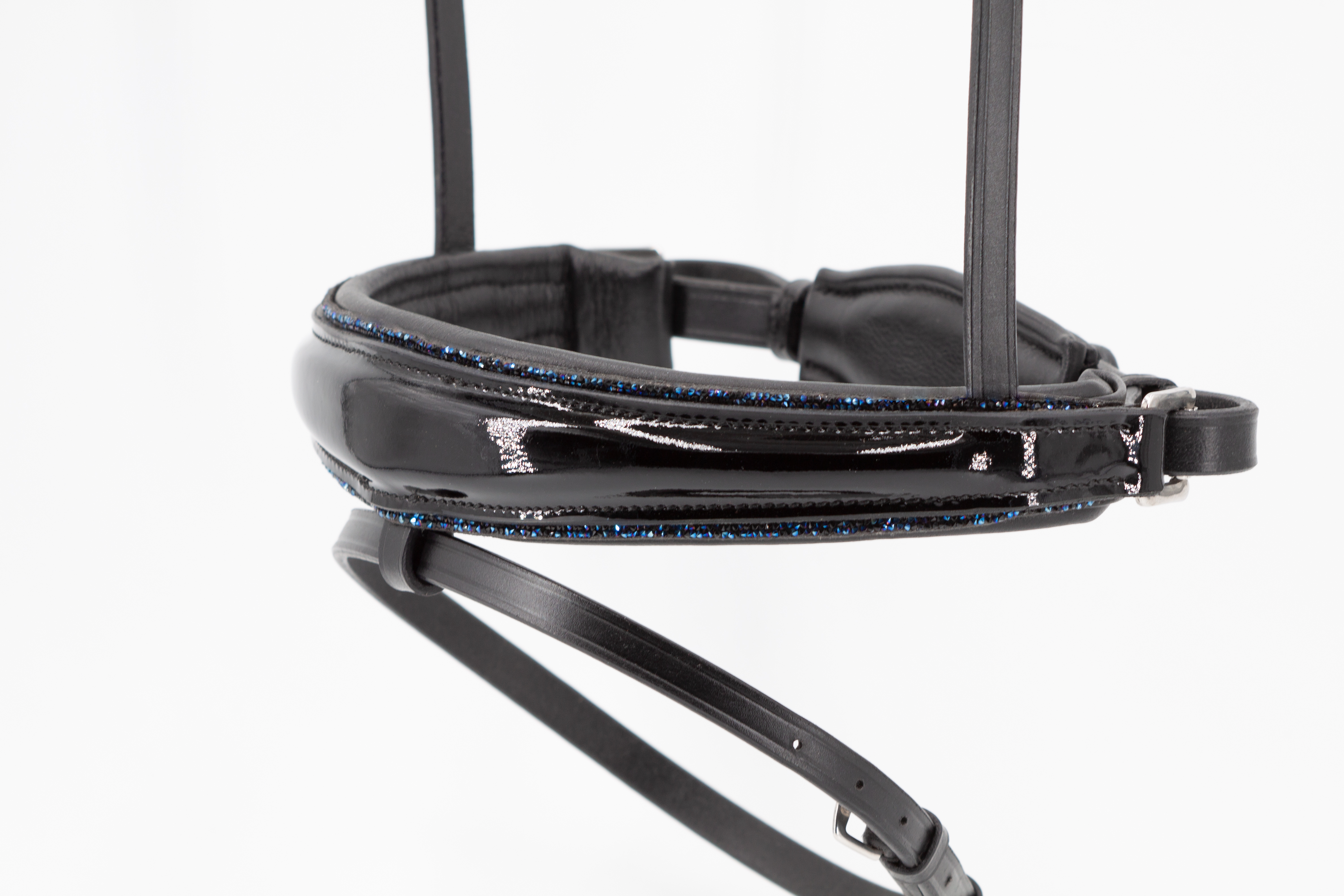 Reithalfter-Shiny-blau-mit-Sperrriemen Reithalfter-Shiny-blau-mit-Sperrriemen