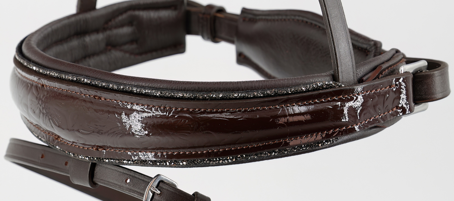 Reithalfter-Paisley-Lack-mit-Muster-Glitzer-Braun-Grau-entfernbarer-Sperrriemen
