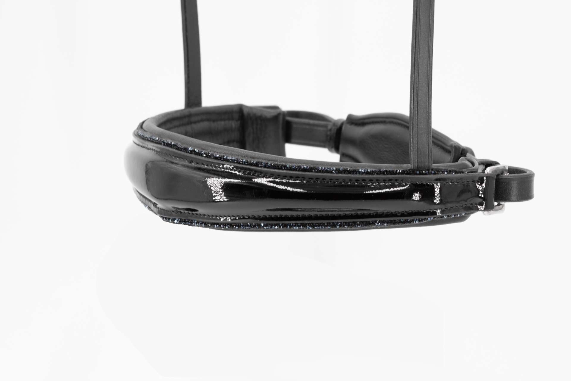 Reithalfter-Shiny-schwarz-ohne-Sperrriemen